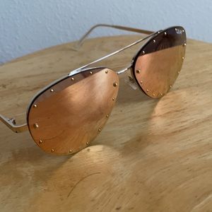 Quay x Jaclyn Hill Roxanne stud